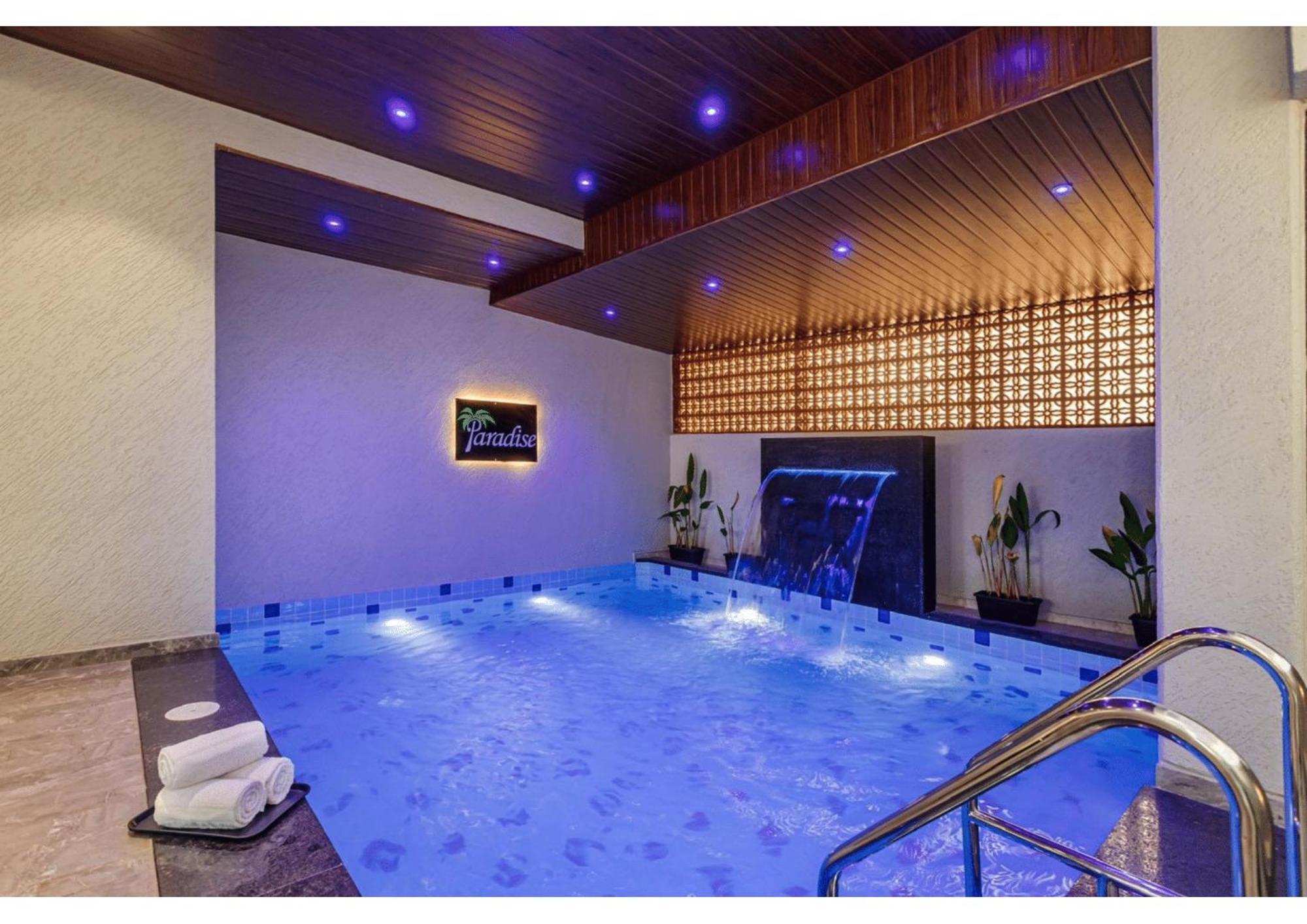 Mountain Glory 8Bhk By Tensorstays, Pool & Theater Igatpuri Exterior photo